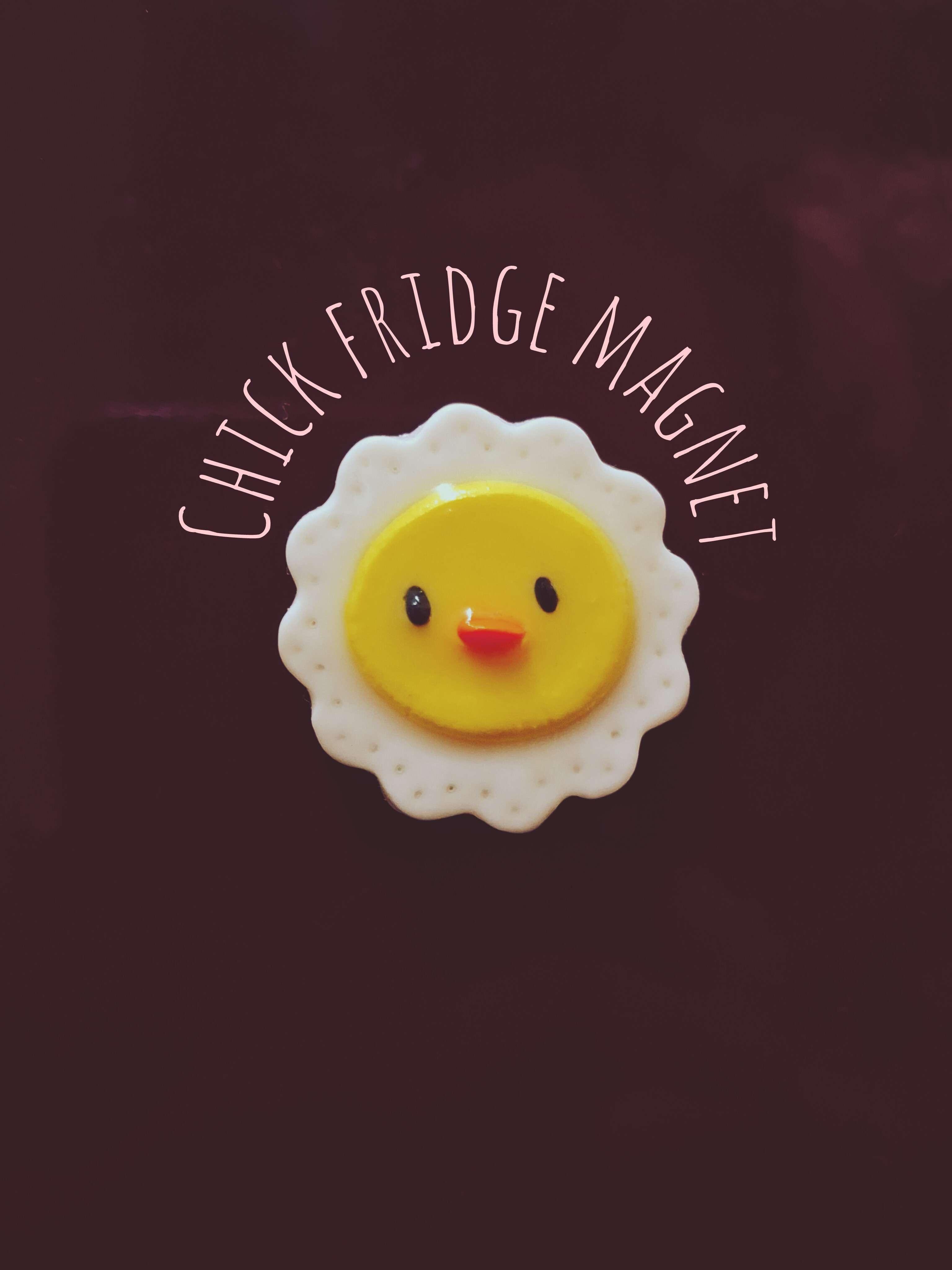 1 strawberry pastry bag charm +1 Chick fridge magnet - Thumbnail 3